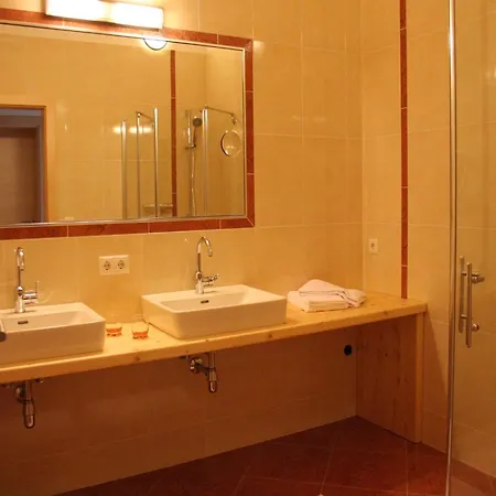 Luxurious In F Gen Near Forest